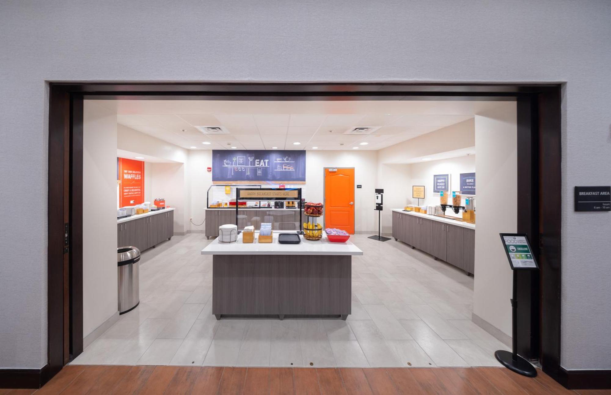 Hampton Inn & Suites By Hilton Seattle/Кент Экстерьер фото
