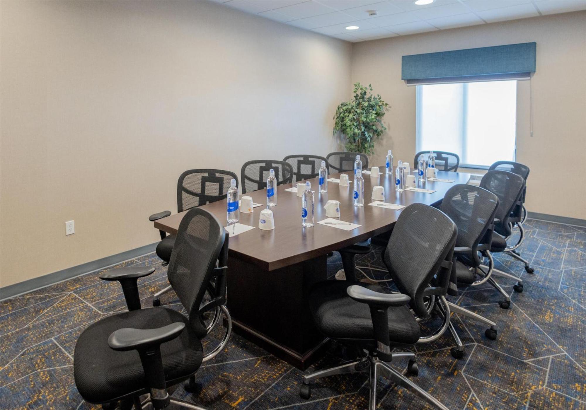 Hampton Inn & Suites By Hilton Seattle/Кент Экстерьер фото
